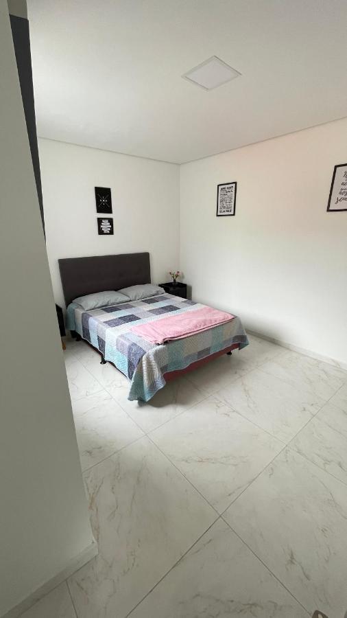 Lindo Apartamento Com 2 Quartos Prox Ao Jardim Botanico E Aeroporto Kurytyba Zewnętrze zdjęcie